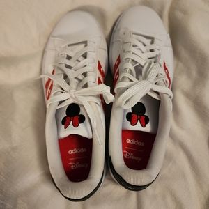 Adidas Minnie Mouse